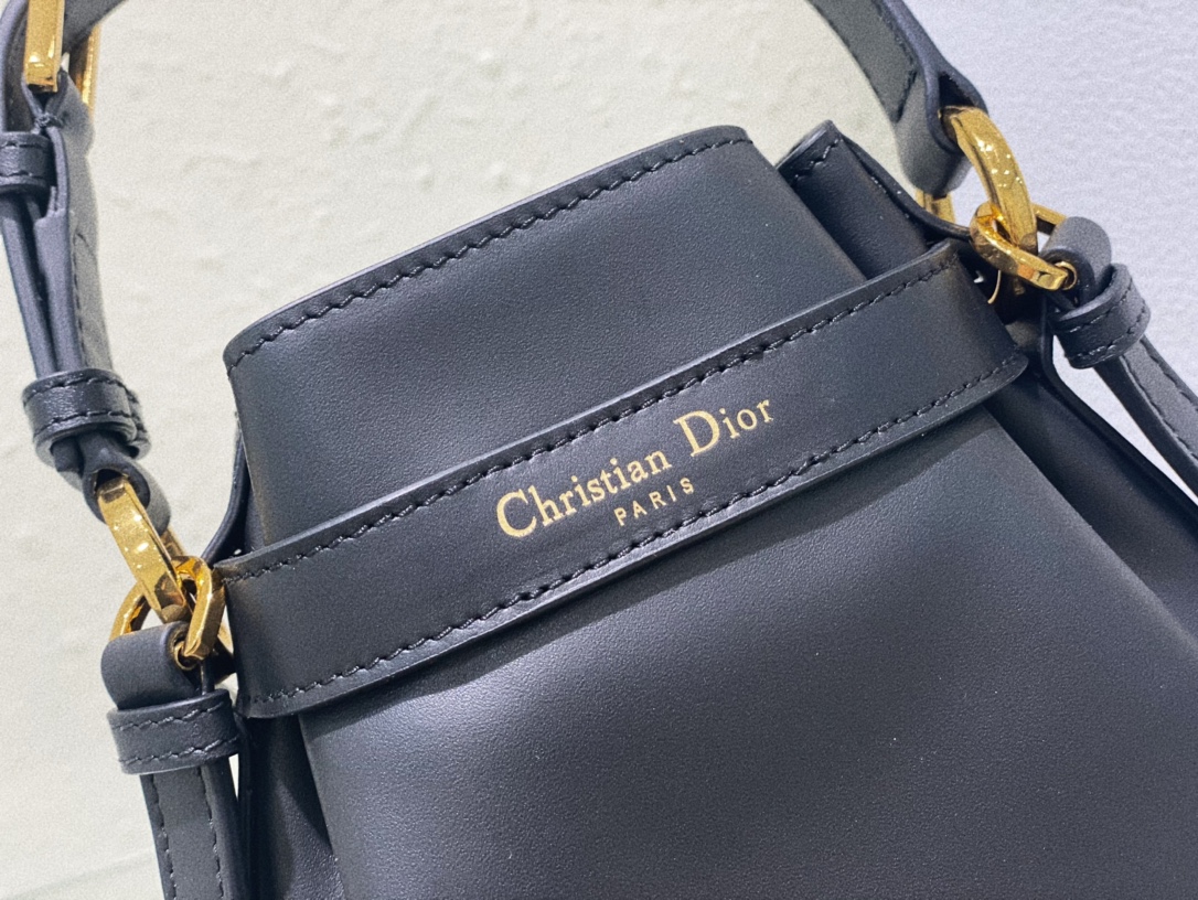 ccda9977d610cbae4a0b16711124c423_1730717537_2336.jpg