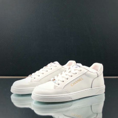 Chanel Sneakers_white