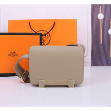 HERMES Geta_grey