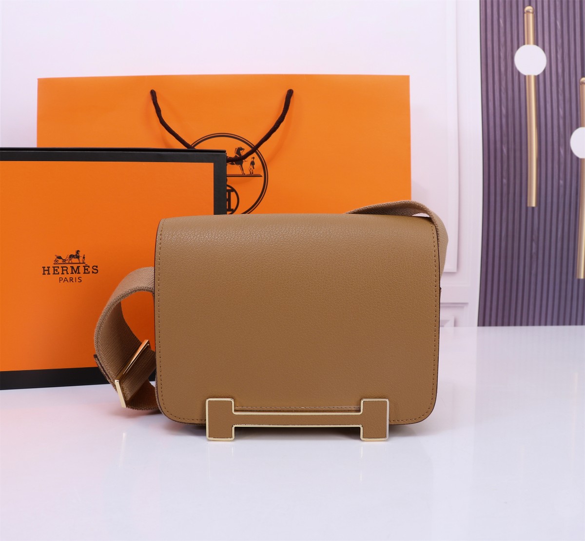 HERMES Geta_brown