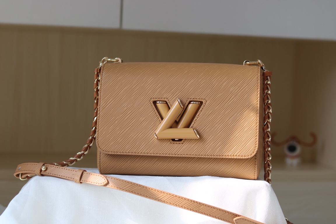 LV  Twist_brown