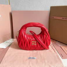 Miu Miu  Matelasser(18cm)_Red