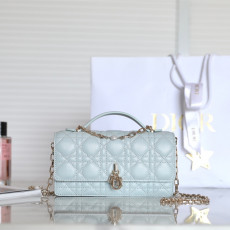 Dior	Miss Caro_Blue