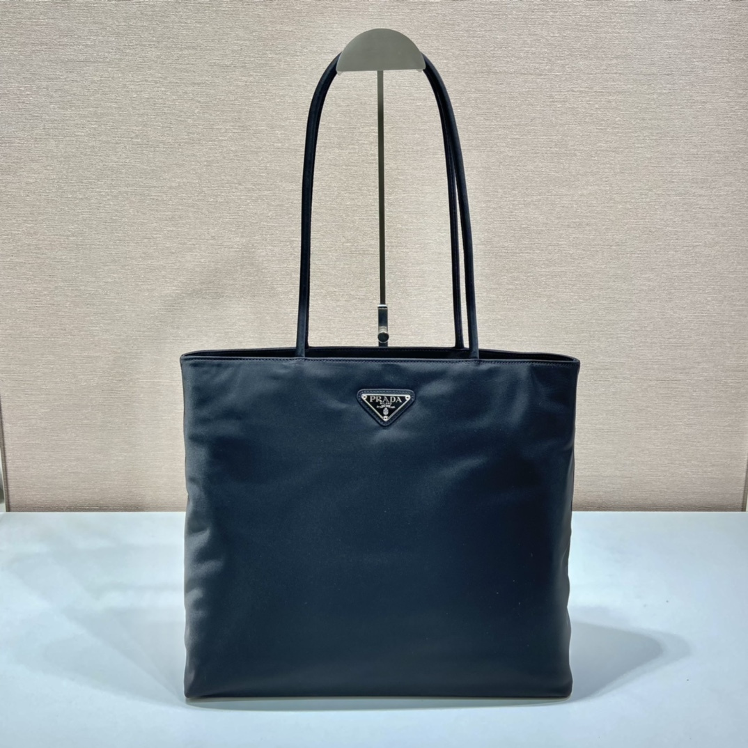 Prada ReEdition_Black