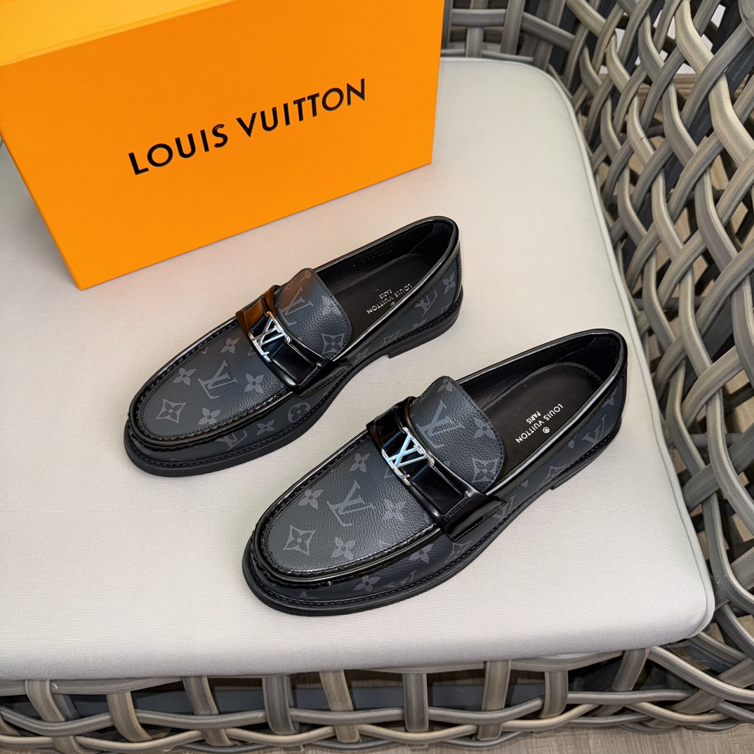 LV_Doug Shoes_Black