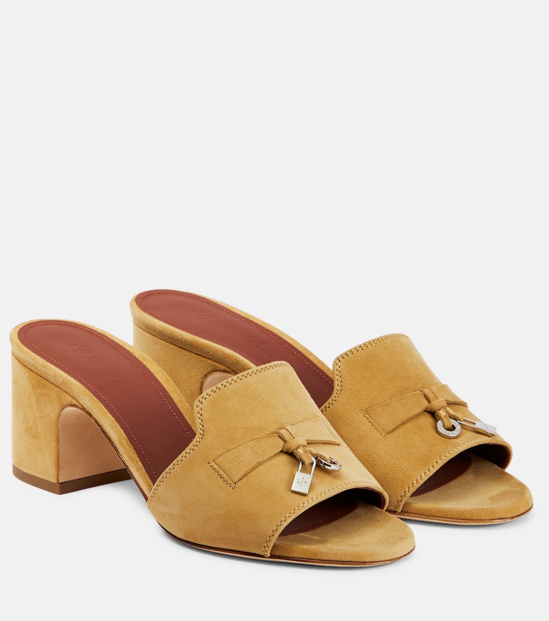 Loro piana Summer Charms Walk_Camel