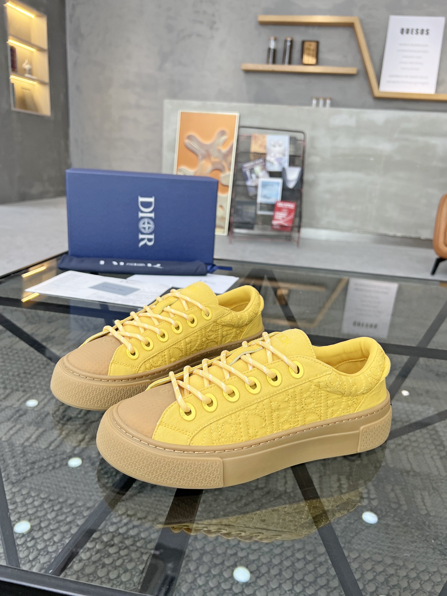 Dior_Sneakers_Yellow