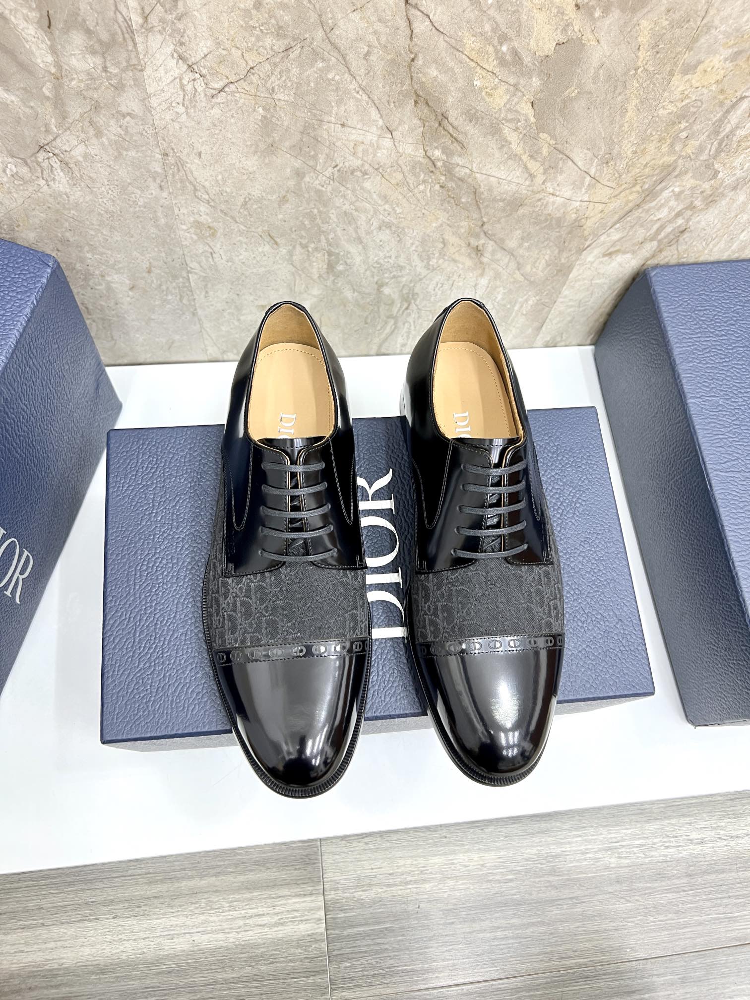 Dior_Leather Shoes_Black