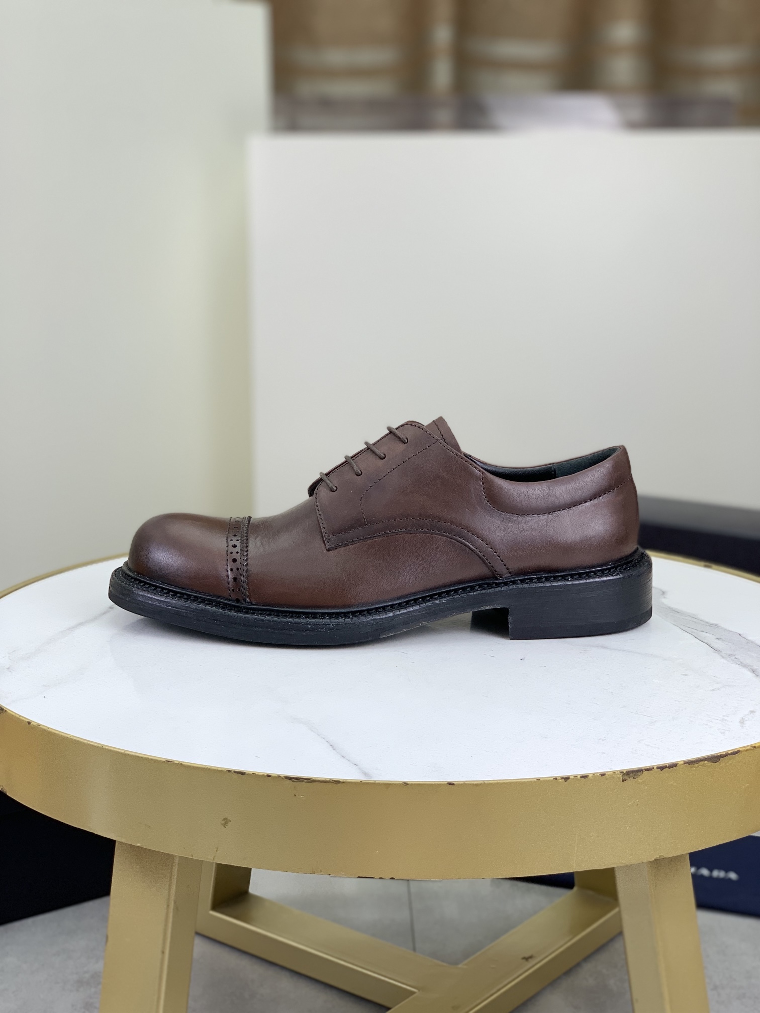 Prada_Leather Shoes_brown