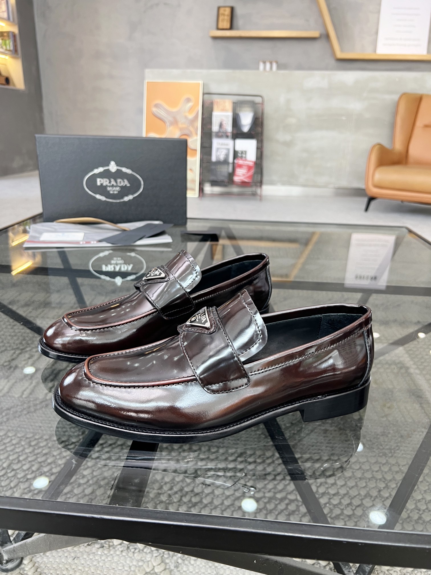 Prada_Leather Shoes_Chocolate