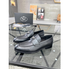 Prada_Leather Shoes_grey