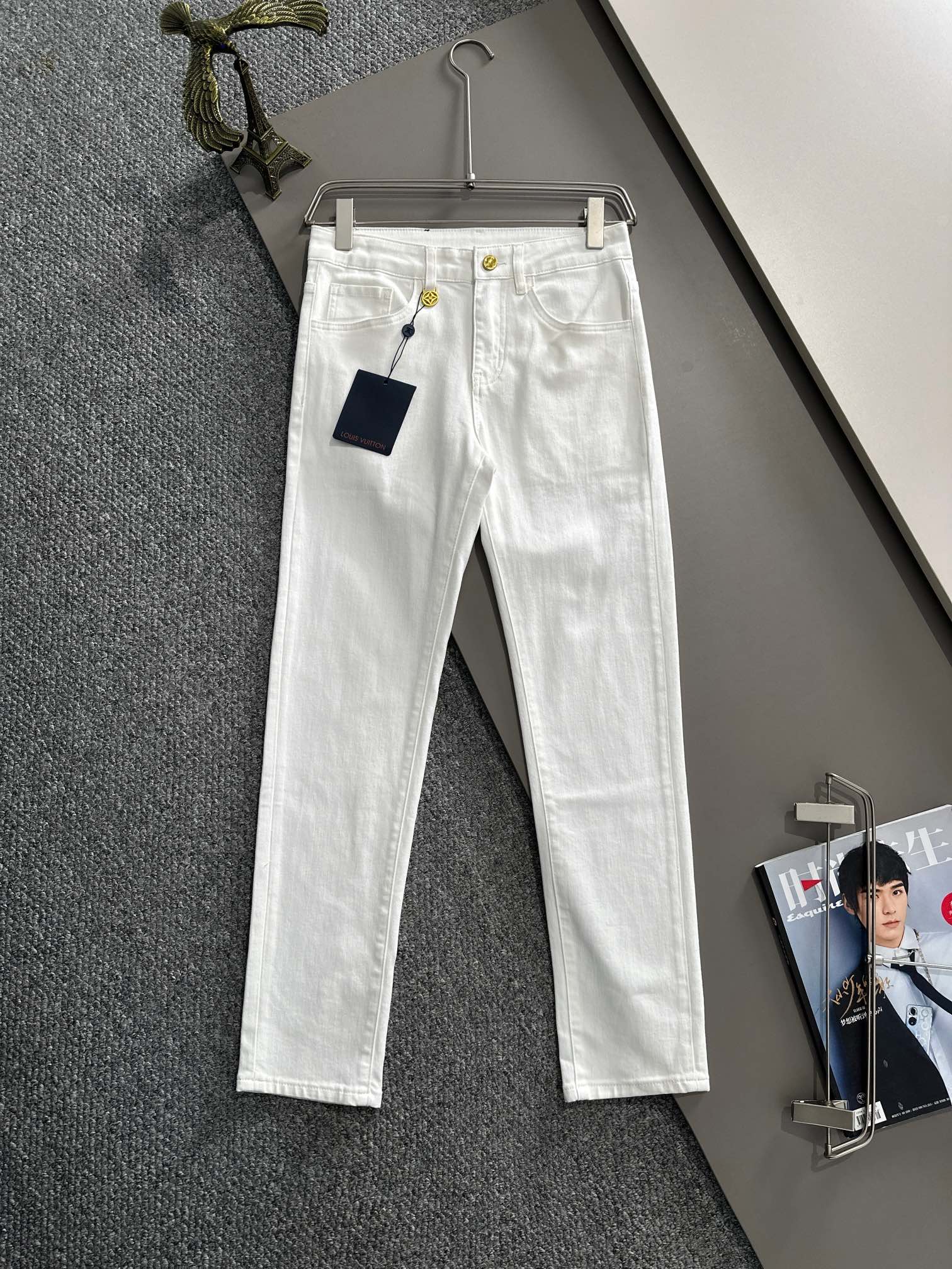 Louis Vuitton_JEANS_WHITE