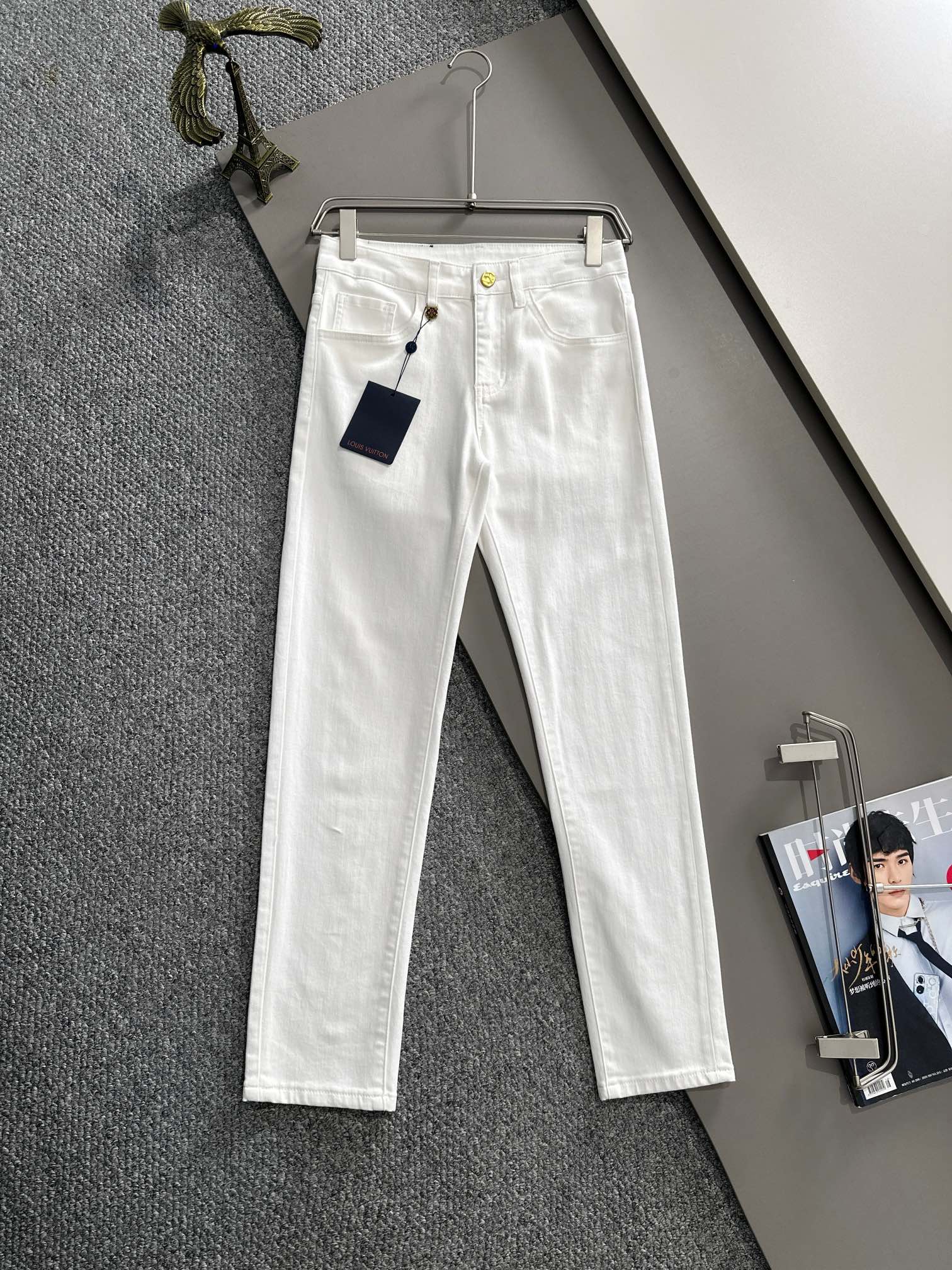 Louis Vuitton_JEANS_WHITE