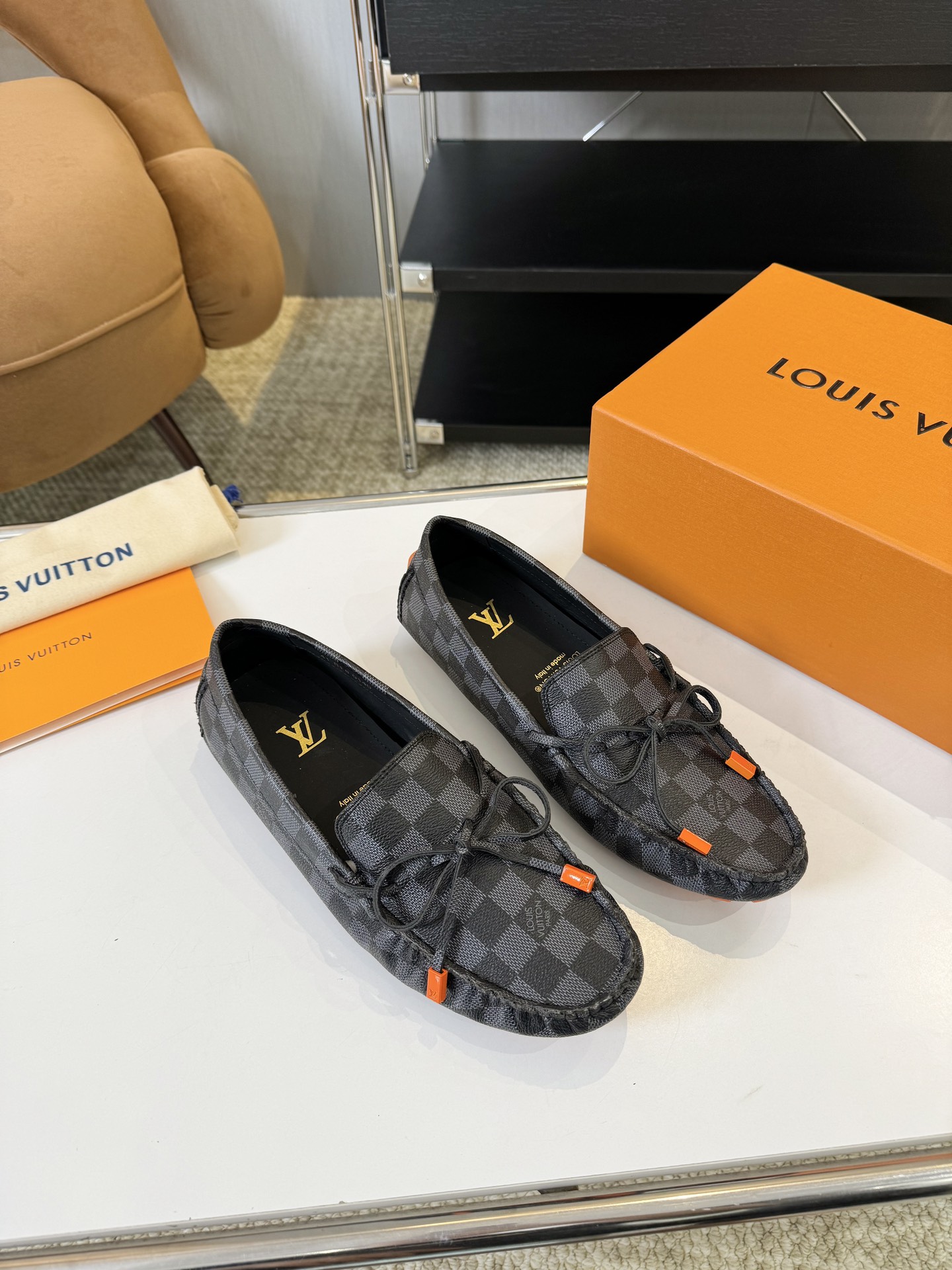 LV Sneakers_Black