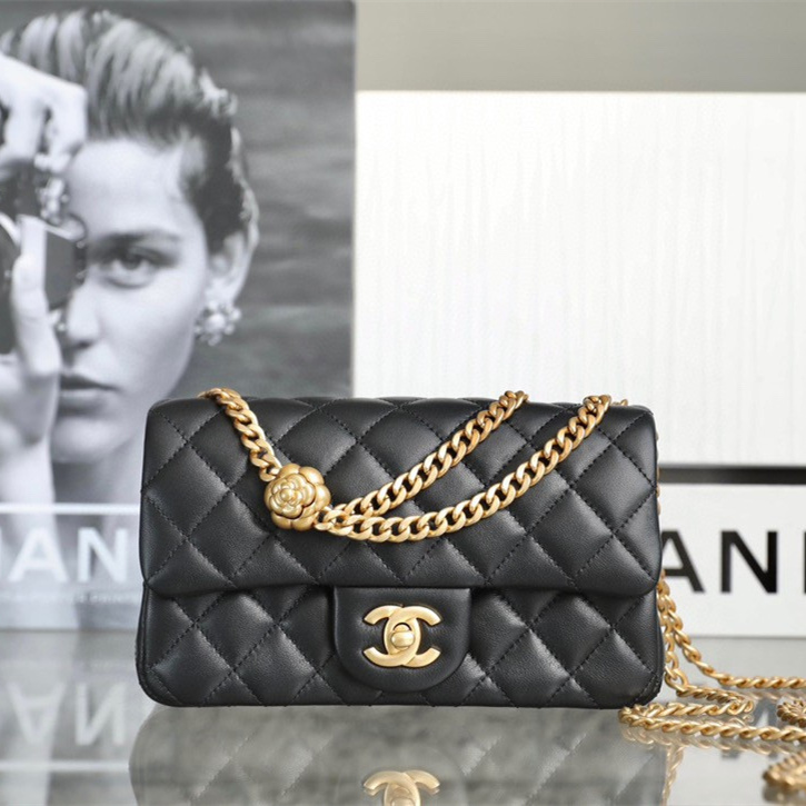 Chanel 골드볼 Flap Bag_black